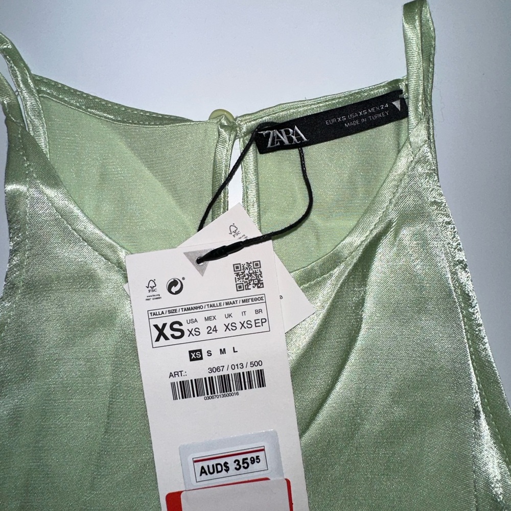 PASTEL GREEN ZARA TOP - Picture 3 of 4